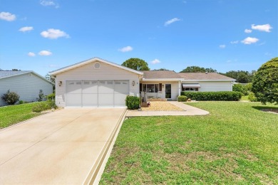 Under contract-accepting backup offers. Spruce Creek South, 55+ on The Links of Spruce Creek in Florida - for sale on GolfHomes.com, golf home, golf lot