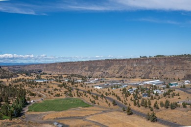 Reside right on the canyon rim with unbelievable canyon views on Crooked River Ranch Golf Club in Oregon - for sale on GolfHomes.com, golf home, golf lot