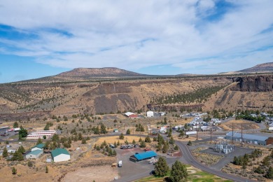 Reside right on the canyon rim with unbelievable canyon views on Crooked River Ranch Golf Club in Oregon - for sale on GolfHomes.com, golf home, golf lot