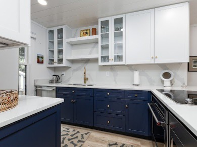 If you are looking for a beautifully finished, completely on Sapphire National Golf Club in North Carolina - for sale on GolfHomes.com, golf home, golf lot