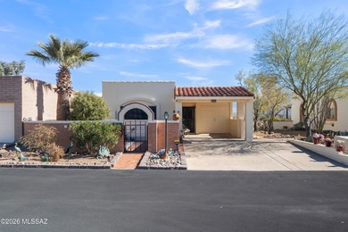 This well-maintained townhome offers elevated golf course and on Desert Hills Golf Club of Green Valley in Arizona - for sale on GolfHomes.com, golf home, golf lot