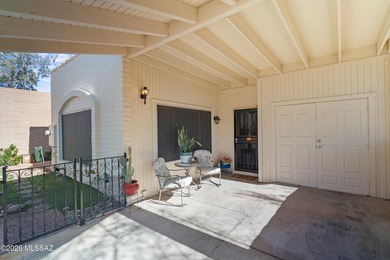 This well-maintained townhome offers elevated golf course and on Desert Hills Golf Club of Green Valley in Arizona - for sale on GolfHomes.com, golf home, golf lot