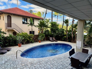 Very quiet and private building. Fairway Manor has only 4 units on Ala Wai Golf Course in Hawaii - for sale on GolfHomes.com, golf home, golf lot