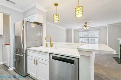 Lovely updated condo in Fairway Villas! Recent renovations on Williamsburg National Golf Club in Virginia - for sale on GolfHomes.com, golf home, golf lot