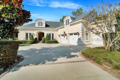 Conveniently located near Berkeley Hall's River Park, this 4BR on Berkeley Hall Golf Club in South Carolina - for sale on GolfHomes.com, golf home, golf lot