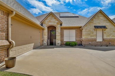Golf Course Living in Harbor Lakes! This 3-bedroom, 2.5-bath on Harbor Lakes Golf Club in Texas - for sale on GolfHomes.com, golf home, golf lot
