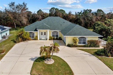 DEEP CREEK! PERFECT HOME FOR GROWING FAMILY! Spacious 3 bedroom on Deep Creek Golf Club in Florida - for sale on GolfHomes.com, golf home, golf lot