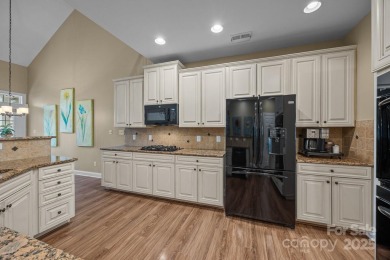 Beautiful 4 bed, 3 1/2 bath townhome with impressive 2 story on Skybrook Golf Club in North Carolina - for sale on GolfHomes.com, golf home, golf lot