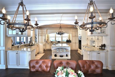 Elegant Entertaining Estate in the Country Club of Ocala.  
 on Country Club of Ocala in Florida - for sale on GolfHomes.com, golf home, golf lot