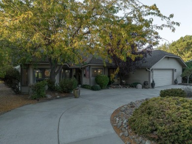 Experience the Ultimate Lifestyle in Bear Valley Springs - on Oak Tree Country Club in California - for sale on GolfHomes.com, golf home, golf lot