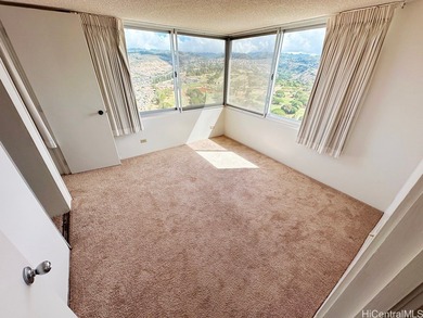 Perched on the 39th floor of Pearlridge Square, this rarely on Pearl Country Club in Hawaii - for sale on GolfHomes.com, golf home, golf lot