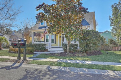 Welcome to this immaculate & move-in ready ranch style floor on Charleston National Golf Club in South Carolina - for sale on GolfHomes.com, golf home, golf lot