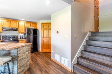 Nicely appointed 1 bedroom 2 bath golf villa in Poplar Ridge on  in Illinois - for sale on GolfHomes.com, golf home, golf lot