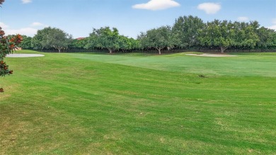 TURNKEY 3/2 FOXGLOVE COURTYARD VILLA with GOLF FRONT VIEWS, SWIM on The Links of Spruce Creek in Florida - for sale on GolfHomes.com, golf home, golf lot
