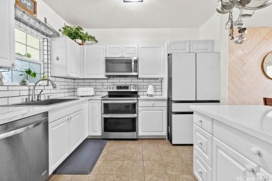 Gorgeous and well-maintained, energy-efficient home! 3 bedrooms on Hoakalei Country Club At Ocean Pointe in Hawaii - for sale on GolfHomes.com, golf home, golf lot