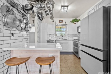 Gorgeous and well-maintained, energy-efficient home! 3 bedrooms on Hoakalei Country Club At Ocean Pointe in Hawaii - for sale on GolfHomes.com, golf home, golf lot