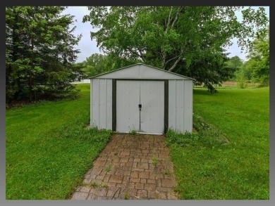 SET FOR LIVING with over 1.5 Acres located in desirable location on The Oaks Golf Course in Wisconsin - for sale on GolfHomes.com, golf home, golf lot
