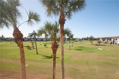 Gorgeous sunsets from this 3rd floor condo overlooking High on High Point Country Club in Florida - for sale on GolfHomes.com, golf home, golf lot