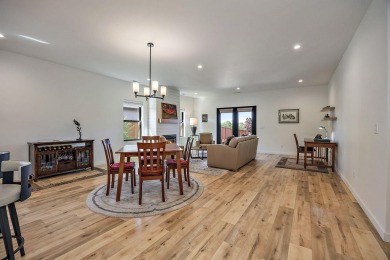 Tour this Beautiful 2022 turnkey home located in the Eagle Point on Eagle Point Golf Course in Oregon - for sale on GolfHomes.com, golf home, golf lot
