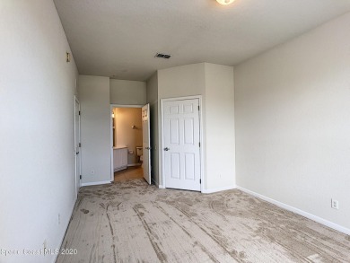Fresh interior paint and newer carpet in this top floor condo on Turtle Creek Golf Club in Florida - for sale on GolfHomes.com, golf home, golf lot