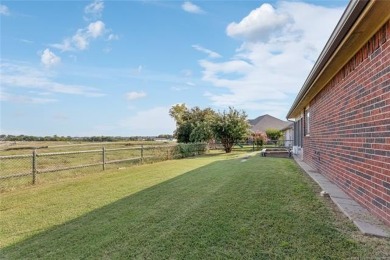 Beautifully updated and maintained home in the sought-after on Battle Creek Golf Course in Oklahoma - for sale on GolfHomes.com, golf home, golf lot