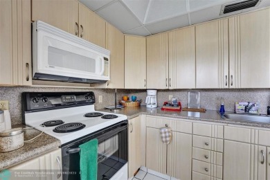 SELLERS ARE MOTIVATED! Furnished or unfurnished.

Step into on Wynmoor Golf Course in Florida - for sale on GolfHomes.com, golf home, golf lot