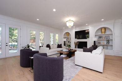 Gorgeous Chenal home nestled at the end of a cul-de-sac on Chenal Country Club - Bear Den Mountain in Arkansas - for sale on GolfHomes.com, golf home, golf lot