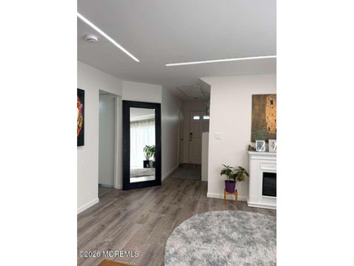 Move-in ready and fully renovated condo at 187 Tulip Ln in on Raintree Golf Course in New Jersey - for sale on GolfHomes.com, golf home, golf lot