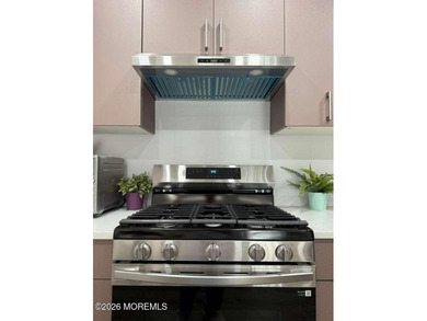 Move-in ready and fully renovated condo at 187 Tulip Ln in on Raintree Golf Course in New Jersey - for sale on GolfHomes.com, golf home, golf lot