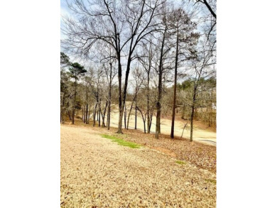 Welcome to your dream location! This breathtaking lot, nestled on Mount Vintage Plantation and Golf Club  in South Carolina - for sale on GolfHomes.com, golf home, golf lot
