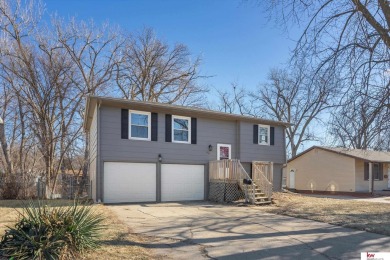 Stephen Leick, M: , stephen,   - Newly renovated walkout on Benson Park Golf Course in Nebraska - for sale on GolfHomes.com, golf home, golf lot