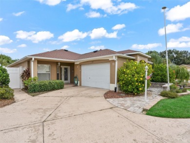 Welcome to The Villages lifestyle at its finest! This stunning 3 on The Links of Spruce Creek in Florida - for sale on GolfHomes.com, golf home, golf lot