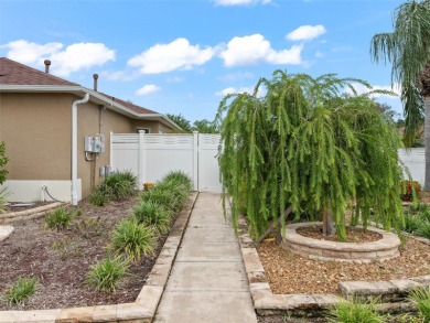 Welcome to The Villages lifestyle at its finest! This stunning 3 on The Links of Spruce Creek in Florida - for sale on GolfHomes.com, golf home, golf lot