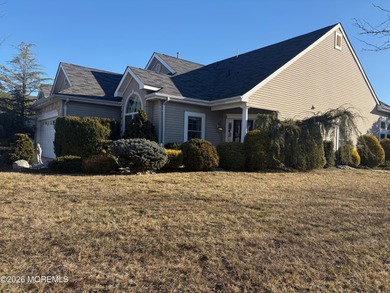This is an absolutely beautiful Parkview model, that just needs on Westlake Golf and Country Club in New Jersey - for sale on GolfHomes.com, golf home, golf lot