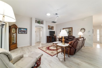 This well-maintained 3 bedroom, 2 bath, CYPRESS model in the on The Links of Spruce Creek in Florida - for sale on GolfHomes.com, golf home, golf lot