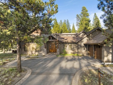 Welcome to effortless luxury and timeless design in this on Sunriver Caldera Springs Golf Course in Oregon - for sale on GolfHomes.com, golf home, golf lot