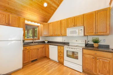 Welcome to 'Nature's Nook', a beautiful cape cod cabin located on Alpine Lake Resort in West Virginia - for sale on GolfHomes.com, golf home, golf lot