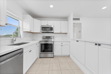 Waterfront Elegance | 2BR/2BA in King's Point Golf & Country on Kings Point Golf -Flanders Way in Florida - for sale on GolfHomes.com, golf home, golf lot