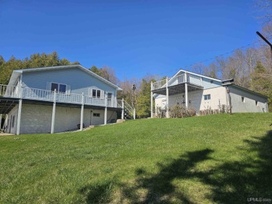 Lake Michigan Waterfront Home - 200' Frontage on 3 Acres! on Garden Golf Course in Michigan - for sale on GolfHomes.com, golf home, golf lot