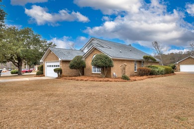 Beautiful patio home w/ a boat slip & view of the #17 green of on Players Course At Wyboo Plantation in South Carolina - for sale on GolfHomes.com, golf home, golf lot