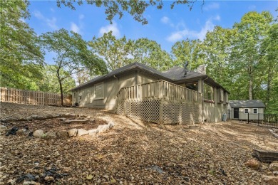 Nestled on a quiet cul-de-sac near Branchwood Rec Center and the on Bella Vista Country Club - Highlands in Arkansas - for sale on GolfHomes.com, golf home, golf lot