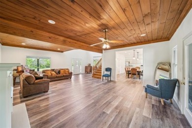 Osage 400: 400-Acre Retreat & Recreation Haven

Nestled in on  in Oklahoma - for sale on GolfHomes.com, golf home, golf lot