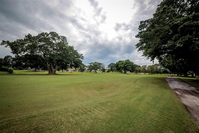 Spacious 2-Bedroom, 2-Bath Unit with Serene Golf Course Views! on  in Florida - for sale on GolfHomes.com, golf home, golf lot