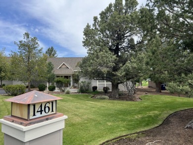 Experience the pinnacle of fractional ownership! Located in the on Eagle Crest Golf Resort - Resort Course in Oregon - for sale on GolfHomes.com, golf home, golf lot