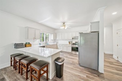 Osage 400: 400-Acre Retreat & Recreation Haven

Nestled in on  in Oklahoma - for sale on GolfHomes.com, golf home, golf lot