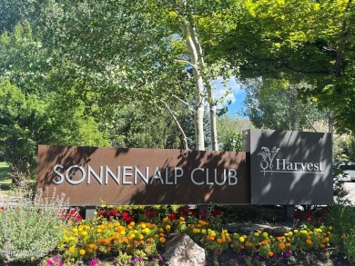 This impeccably maintained 3-bedroom plus den home offers a on Sonnenalp Golf Club in Colorado - for sale on GolfHomes.com, golf home, golf lot