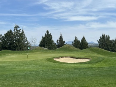 Experience the pinnacle of fractional ownership! Located in the on Eagle Crest Golf Resort - Resort Course in Oregon - for sale on GolfHomes.com, golf home, golf lot