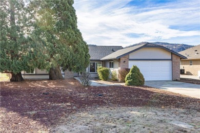 WELL MAINTAINED single-story home with gorgeous, unobstructed on Oak Tree Country Club in California - for sale on GolfHomes.com, golf home, golf lot