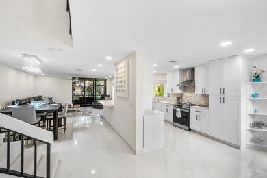 This Townhome contains the Contemporary Features & Upgrades on Boca Delray Golf and Country Club in Florida - for sale on GolfHomes.com, golf home, golf lot