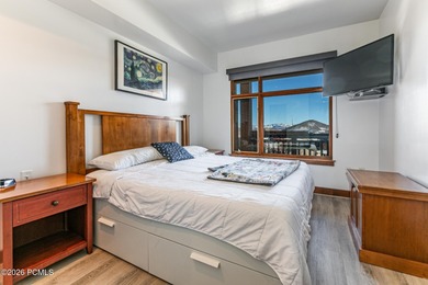 Fully furnished, totally updated 1 bedroom condo in the heart of on Canyons Golf Course in Utah - for sale on GolfHomes.com, golf home, golf lot